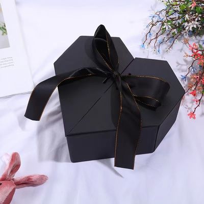14x15.5x6cm Cosmetic Box Packaging Red Heart Shaped Boxes With Satin Silk