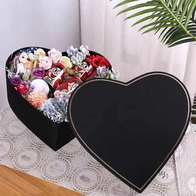 Pink Heart Shaped Valentines Day Flower Packing Box Silk Layer Biodegradable